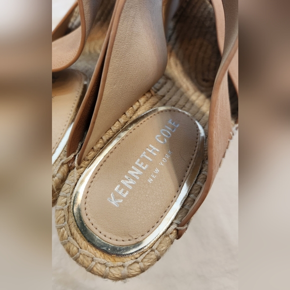 Kenneth Cole NY  Tan  Olivia X Band‎ wedge espadrilles sandal - Picture 3 of 5